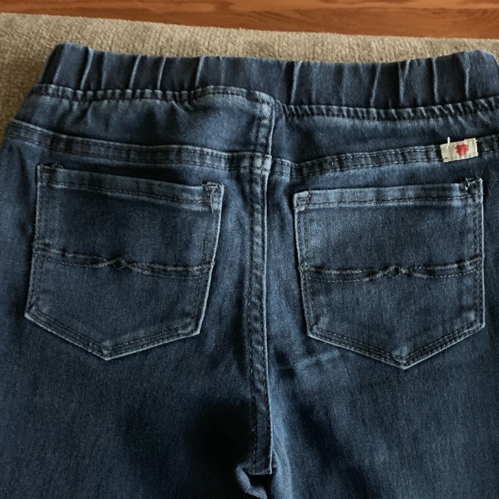 Jeans - Picture 2 of 4
